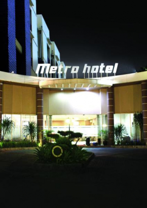 Гостиница Metro Hotel Jababeka  Ciwareng